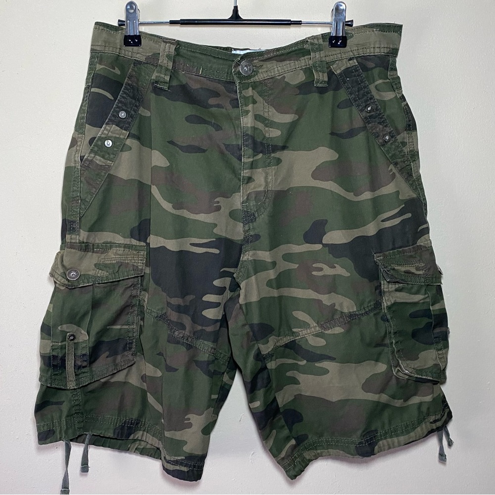 Paper Denim & Cloth Shorts Men’s 33” Green Camouflage Cargo Gorpcore Campcore
